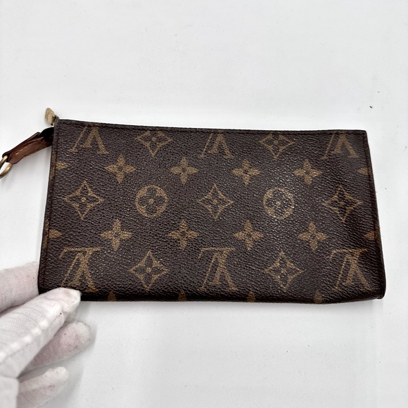 Louis Vuitton Monogram Pochette - Picture 1 of 4
